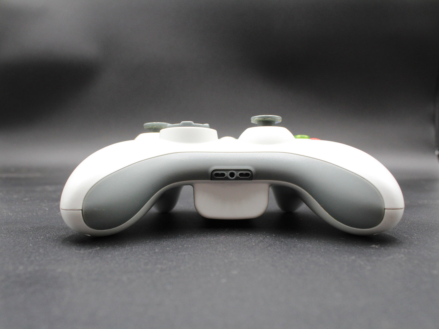 White Genuine Xbox 360 Wireless Controller | Xbox 360 | Controller and Battery Pack only