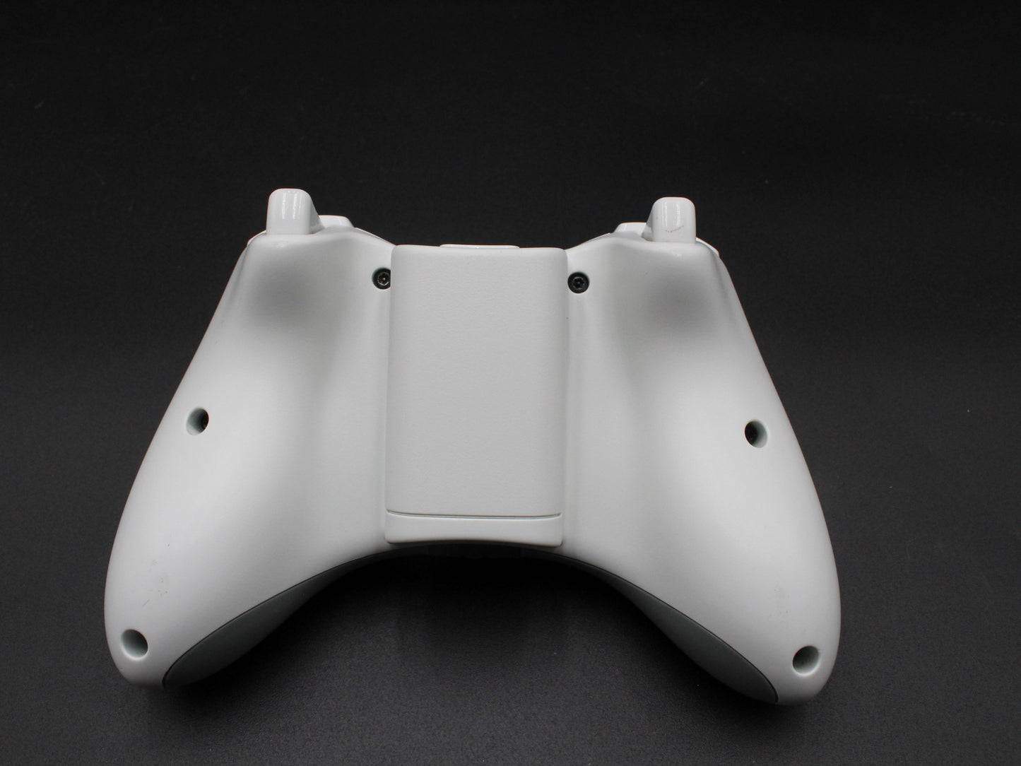 White Genuine Xbox 360 Wireless Controller | Xbox 360 | Controller and Battery Pack only