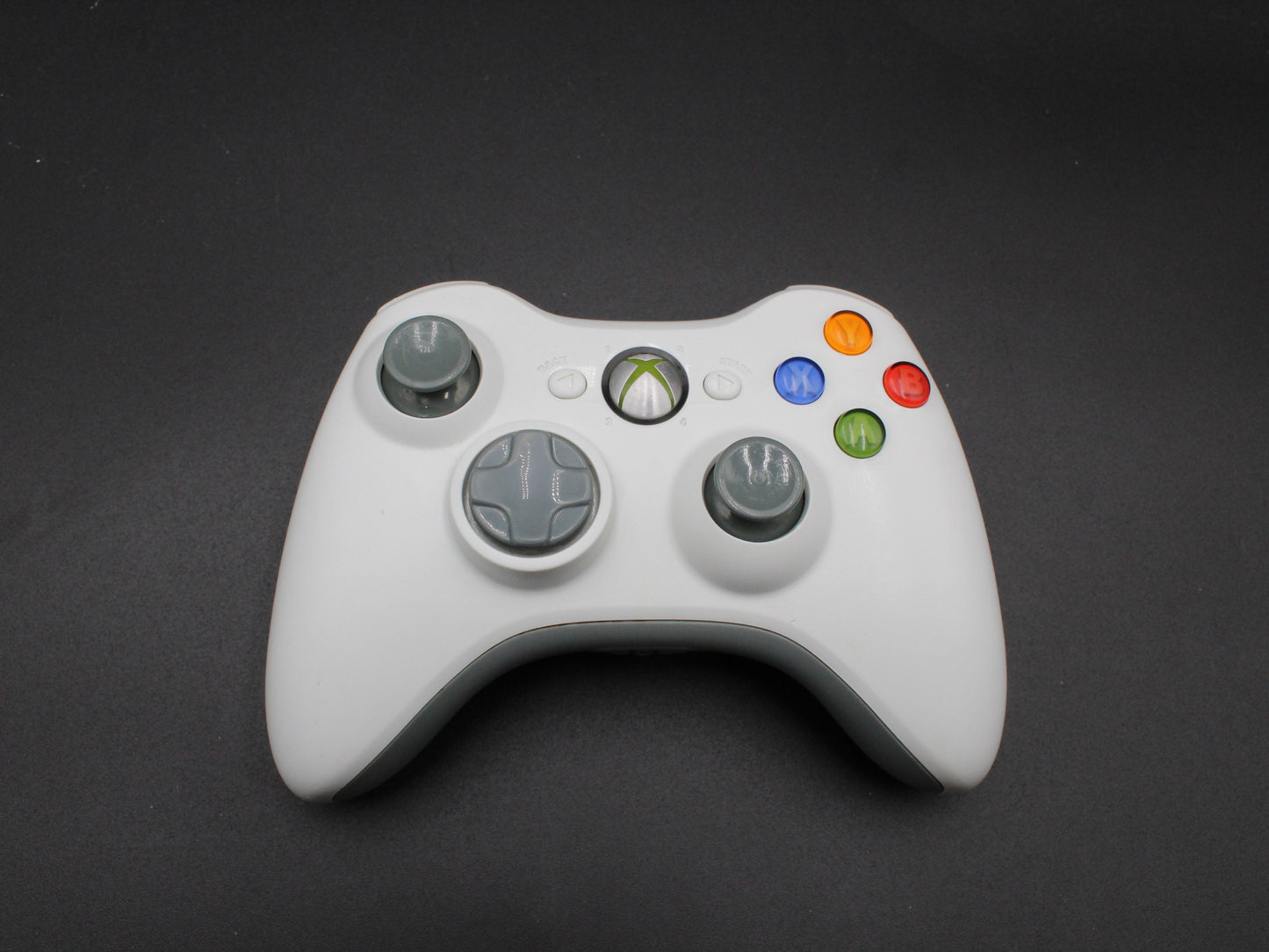 White Genuine Xbox 360 Wireless Controller | Xbox 360 | Controller and Battery Pack