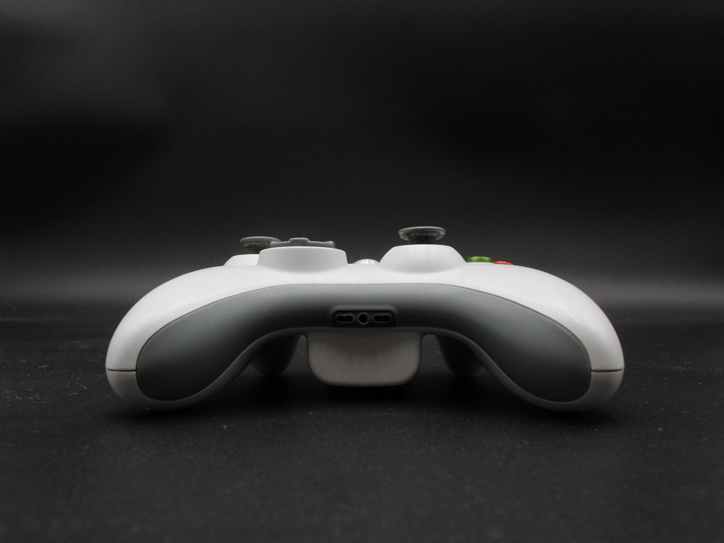 White Genuine Xbox 360 Wireless Controller | Xbox 360 | Controller and Battery Pack